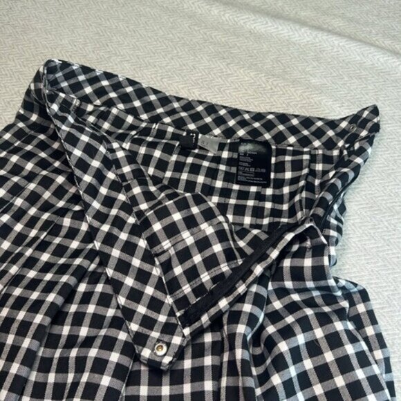 Divided Black &  White Gingham Mini skirt. Size 2 - Picture 7 of 9